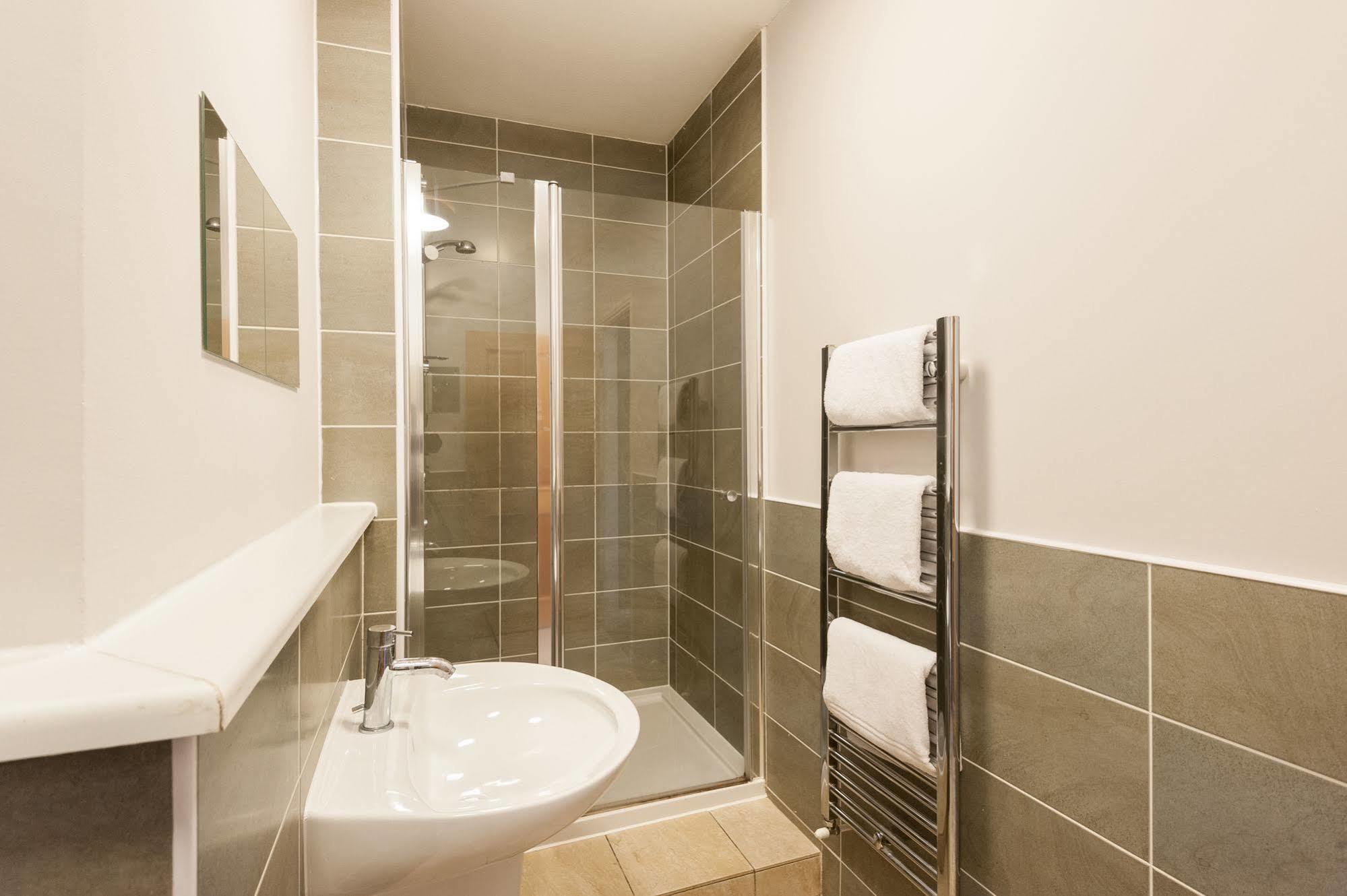 City Retreat Edinburgh Aparthotels Экстерьер фото
